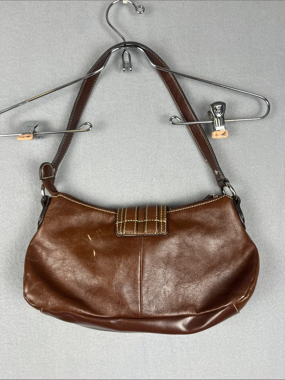 Wilson’s Leather Y2K baguette